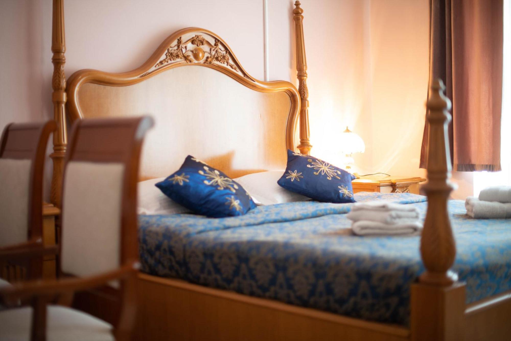 Giovanna Boutique Rooms & Pool พูลา ภายนอก รูปภาพ