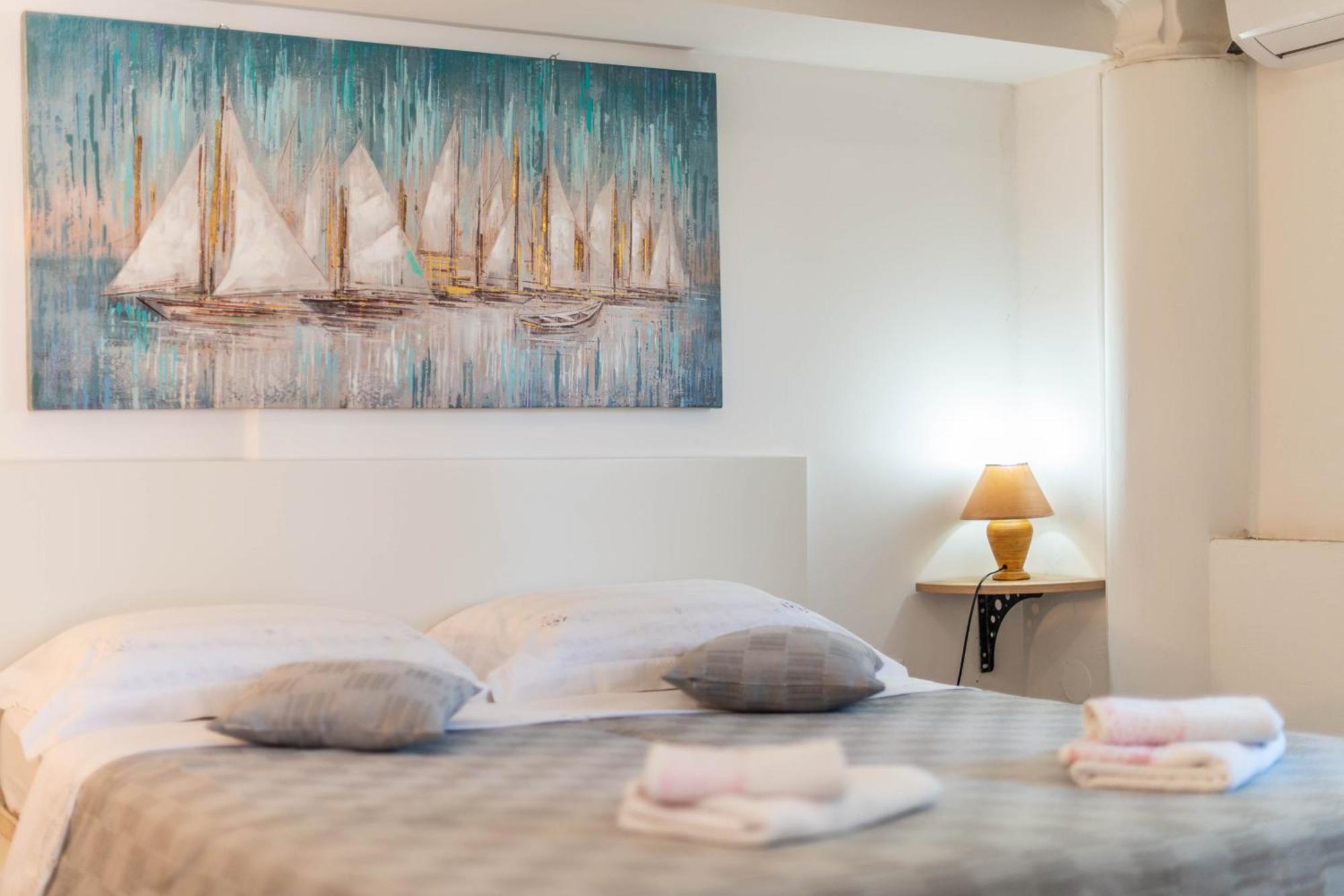 Giovanna Boutique Rooms & Pool พูลา ภายนอก รูปภาพ