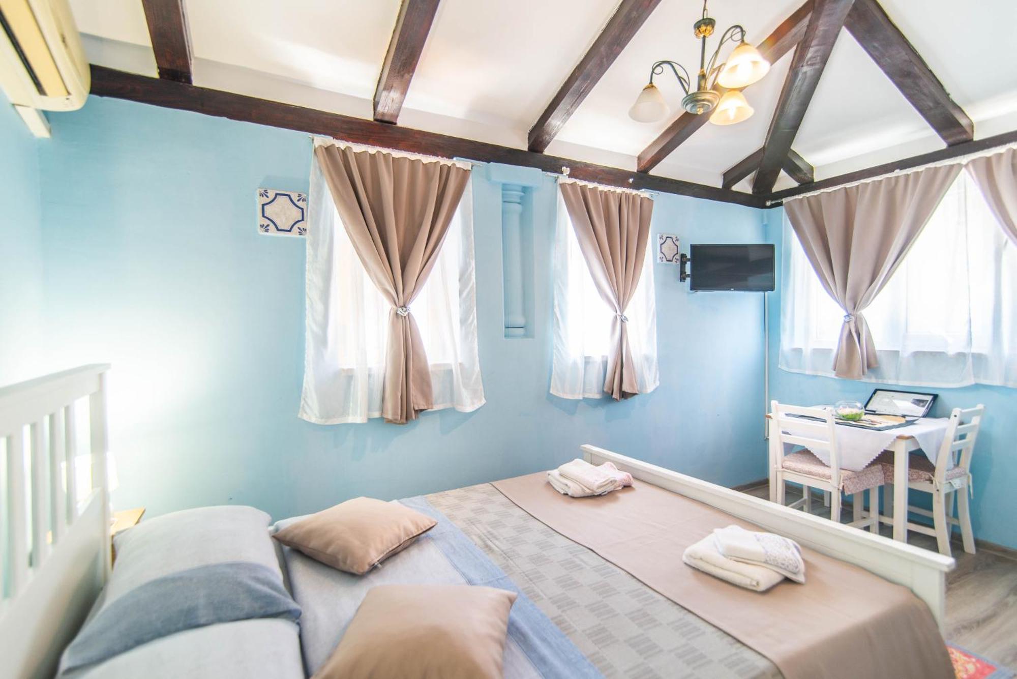 Giovanna Boutique Rooms & Pool พูลา ภายนอก รูปภาพ